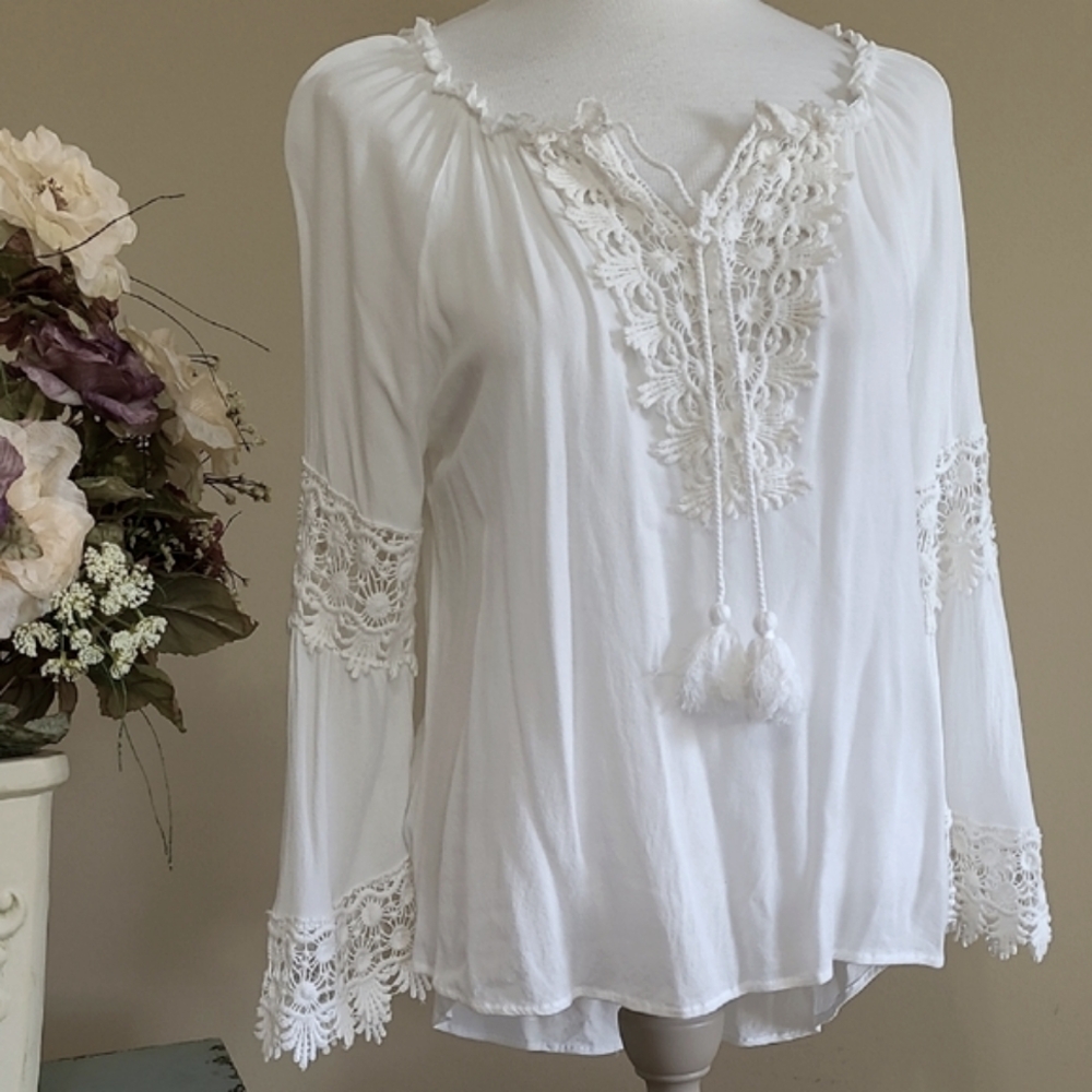 Democracy Blouse Elegant White Lace Crochet Trim Top Bell Sleeve Tassel Tie Larg